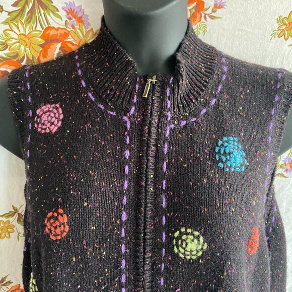 1X Wool Blend Coldwater Creek black zip-up sweater vest with colorful embroidery - Picture 2 of 7